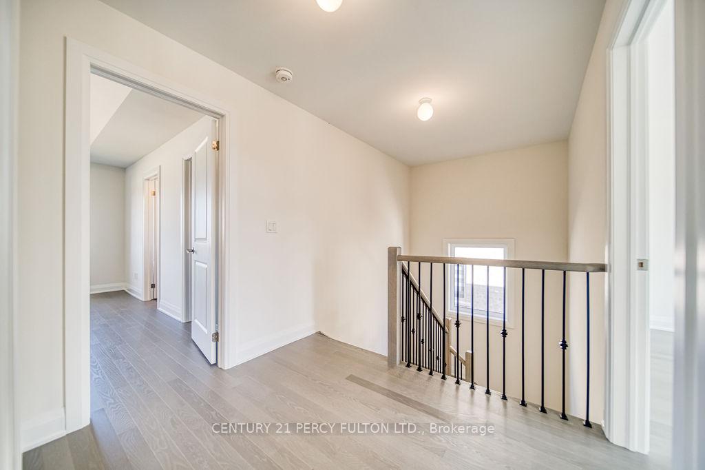 Photo 13 of 1350 Davis Loop, Innisfil, Lefroy — HOMEH