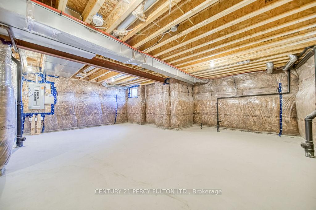 Photo 22 of 1350 Davis Loop, Innisfil, Lefroy — HOMEH