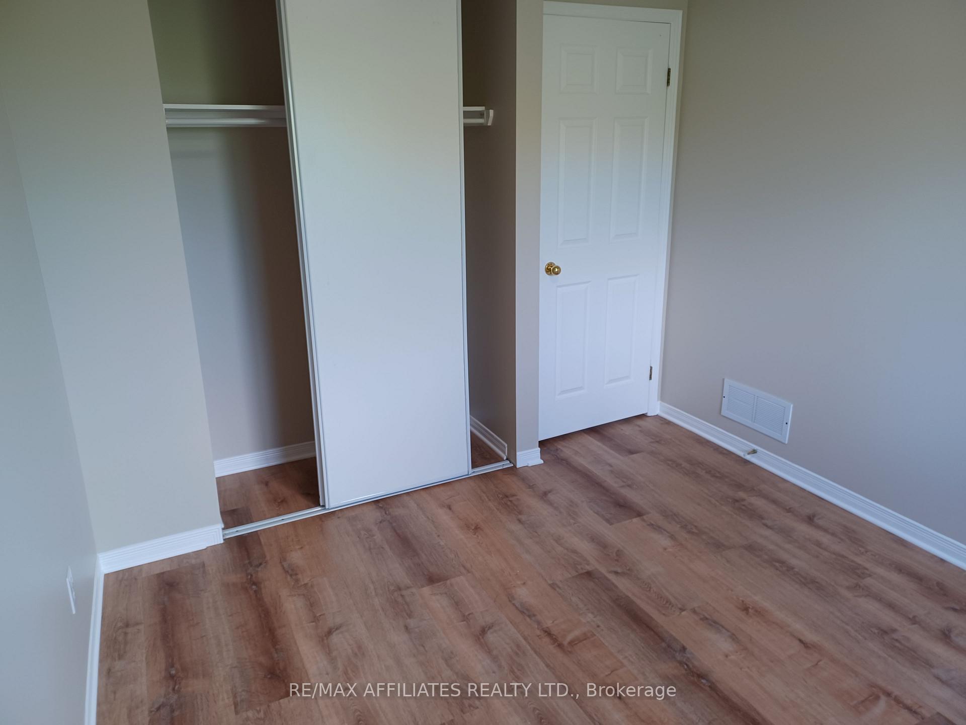 Photo 6 of 37 Banchory Crescent, Ottawa, Kanata - Morgan's Grant/South March — HOMEH