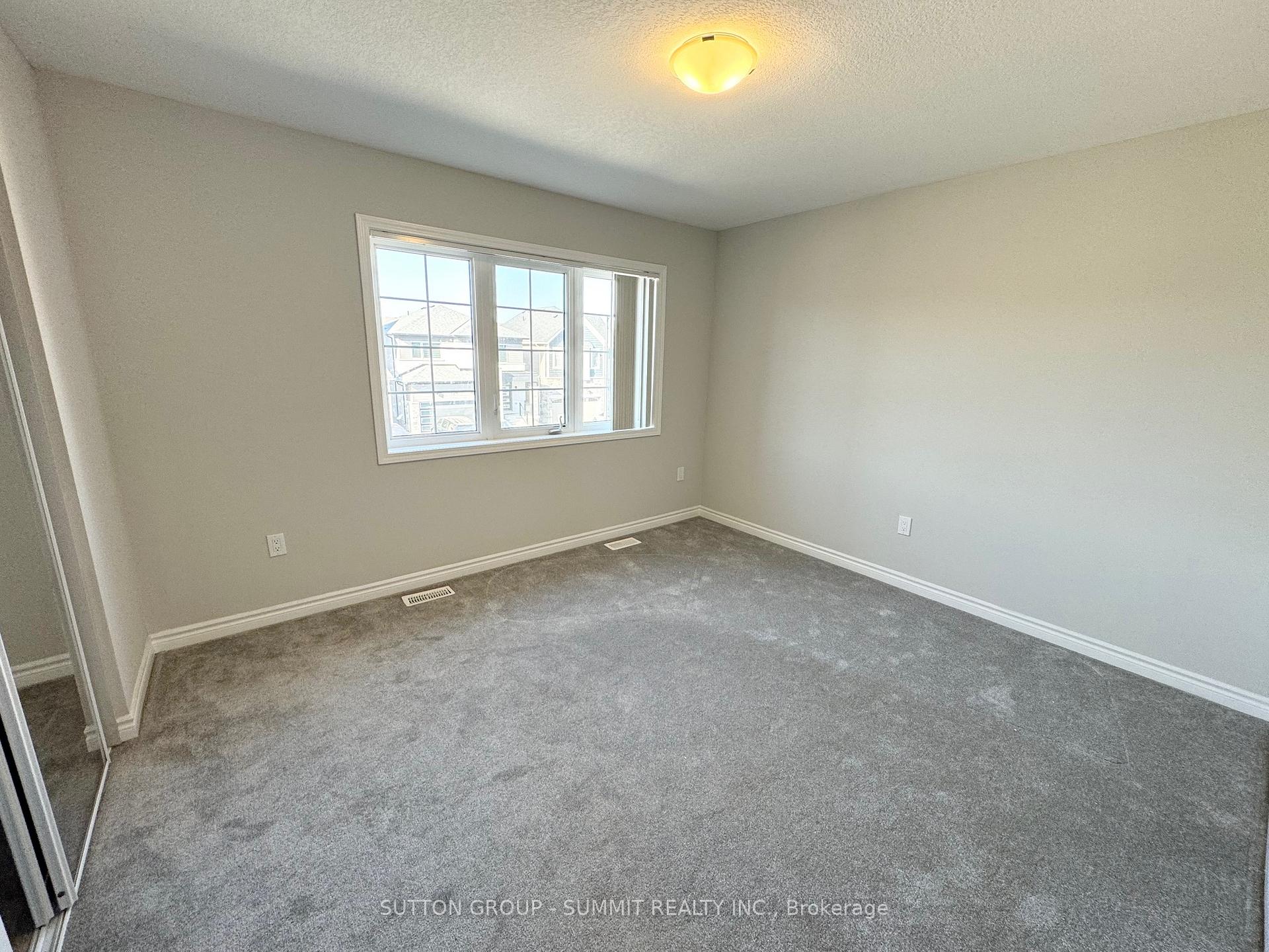 Photo 18 of 159 Histand Trail, Kitchener — HOMEH