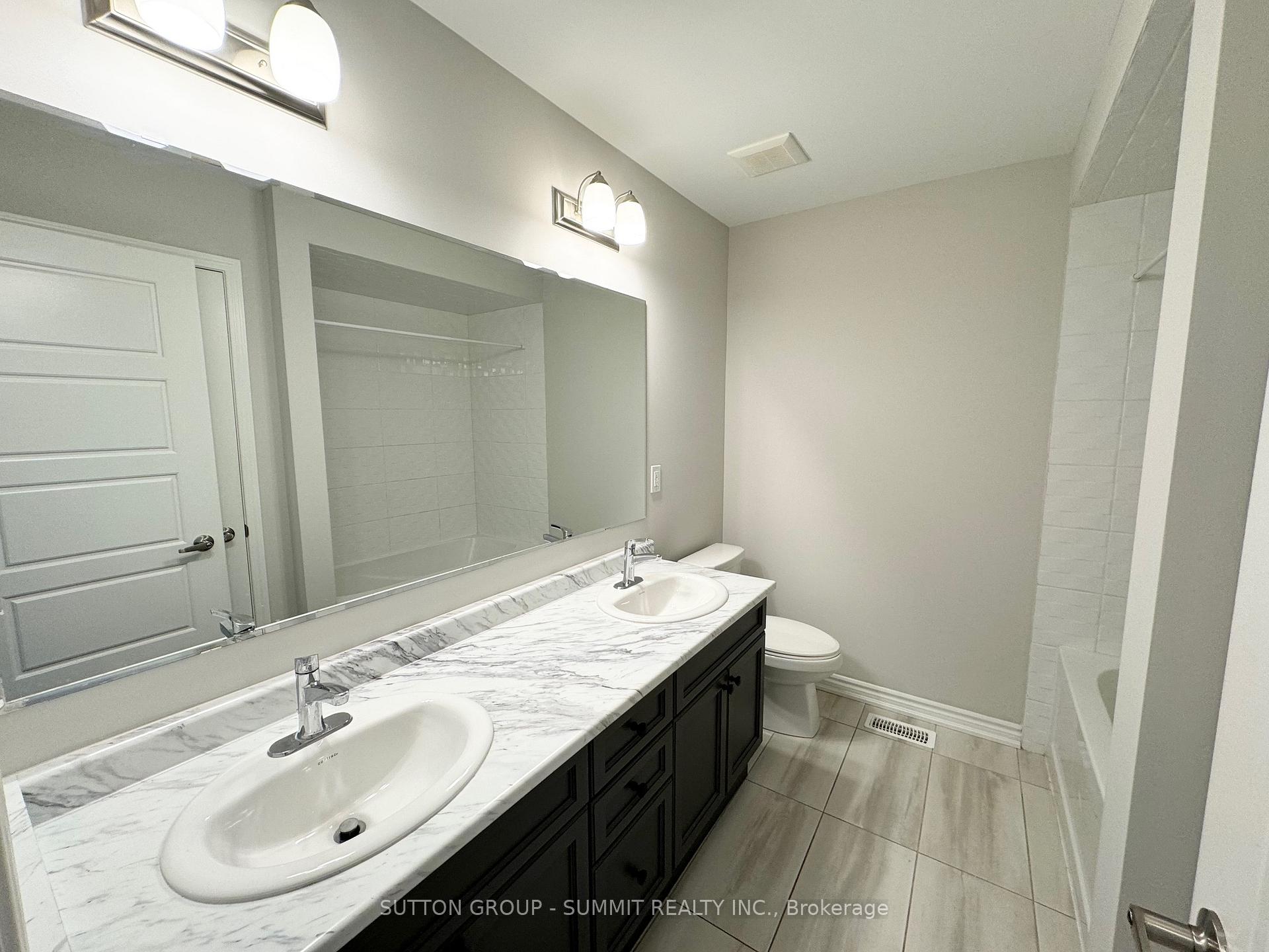 Photo 20 of 159 Histand Trail, Kitchener — HOMEH