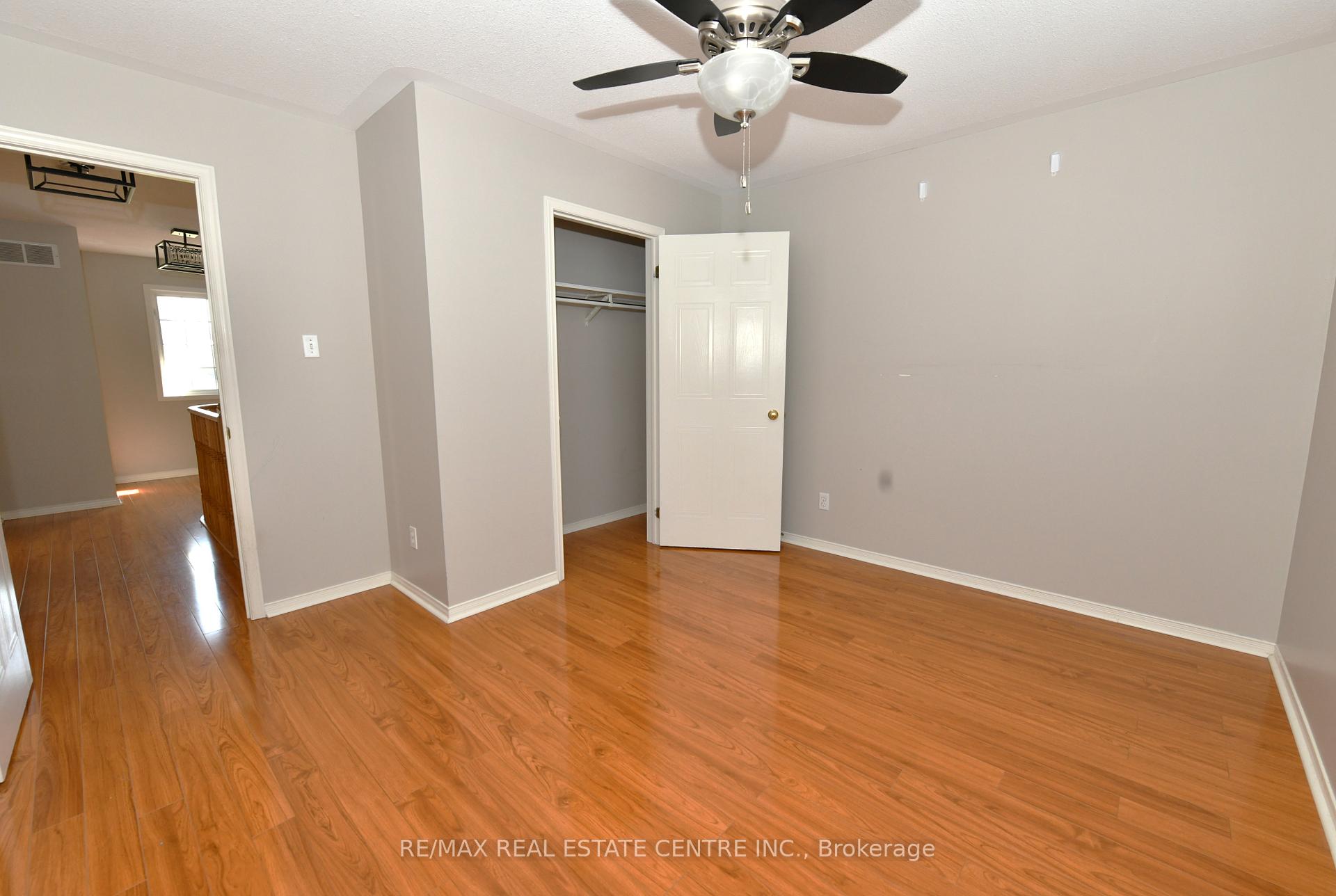 Photo 10 of 6 Shadyridge Place, Kitchener — HOMEH