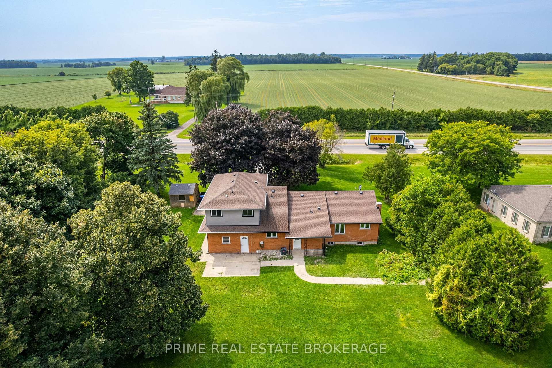 Photo 31 of 34694 Richmond Street, Lucan Biddulph, Rural Lucan Biddulph — HOMEH