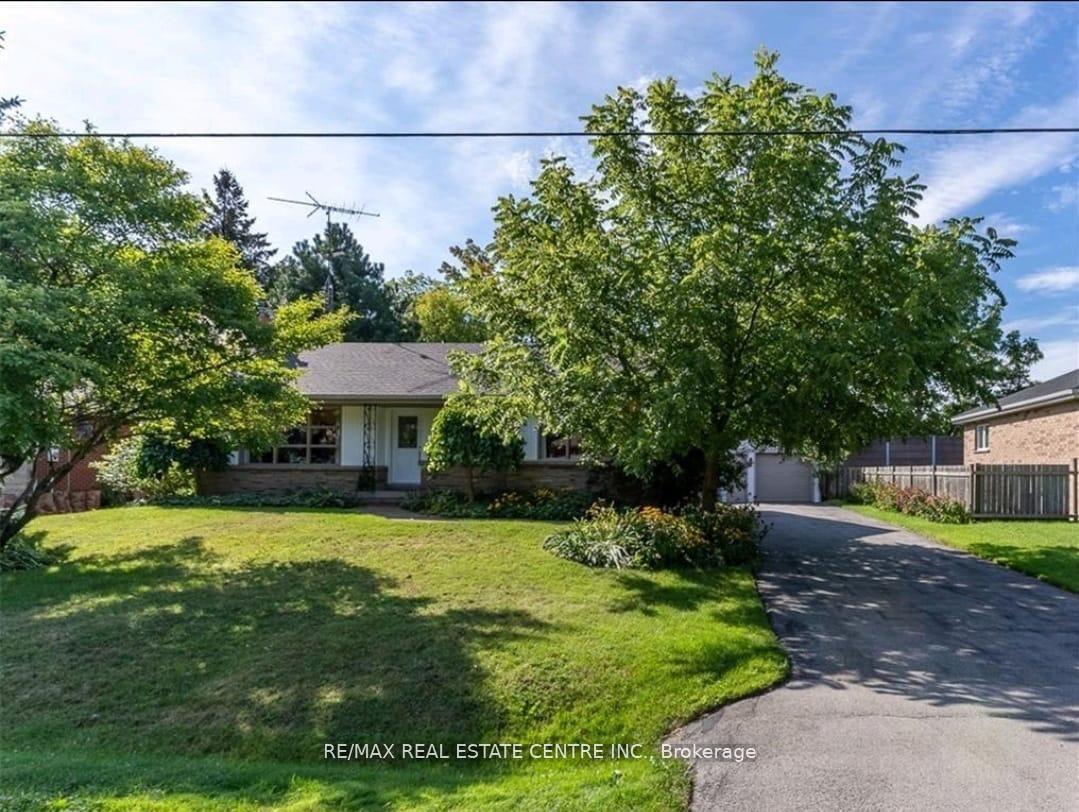 Photo 1 of 38 Hatton Drive, Hamilton, Ancaster — HOMEH
