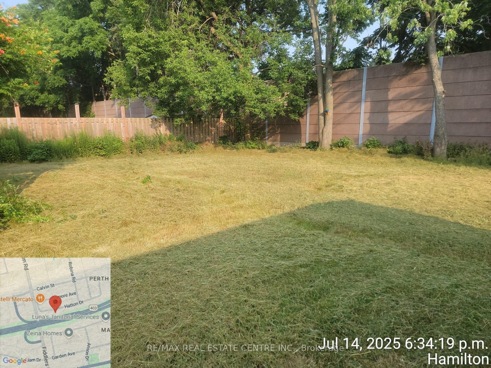Photo 5 of 38 Hatton Drive, Hamilton, Ancaster — HOMEH