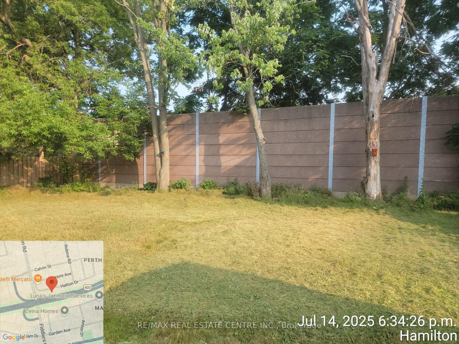 Photo 6 of 38 Hatton Drive, Hamilton, Ancaster — HOMEH