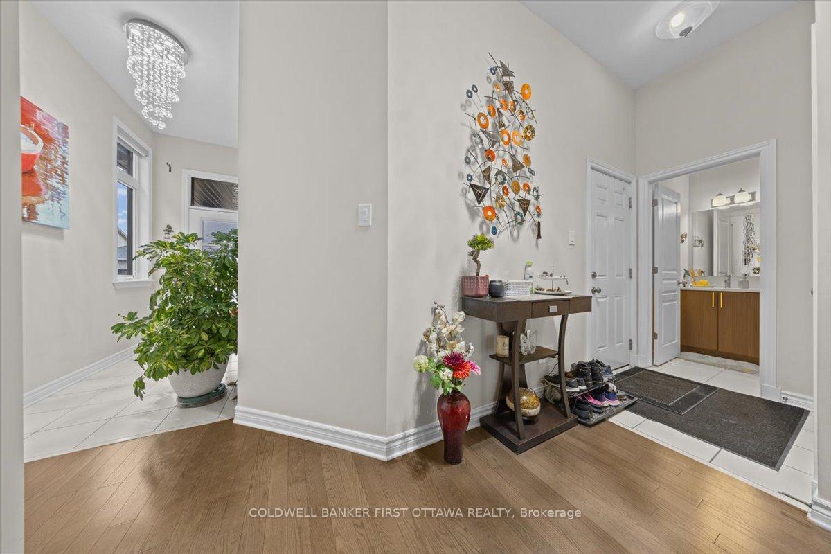 Photo 3 of 66 Palfrey Way, Ottawa, Kanata - Emerald Meadows/Trailwest — HOMEH