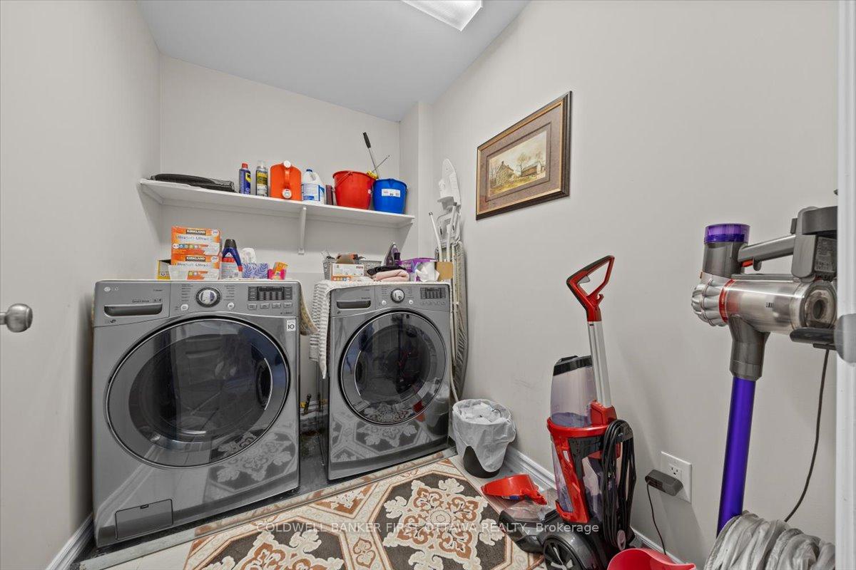 Photo 18 of 66 Palfrey Way, Ottawa, Kanata - Emerald Meadows/Trailwest — HOMEH