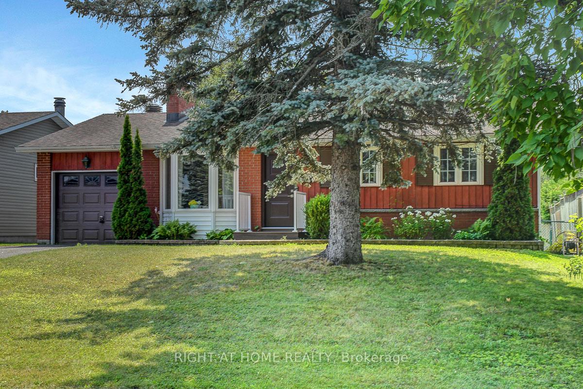 Photo 1 of 18 Courtney Road, Ottawa, Kanata - Glencairn/Hazeldean — HOMEH
