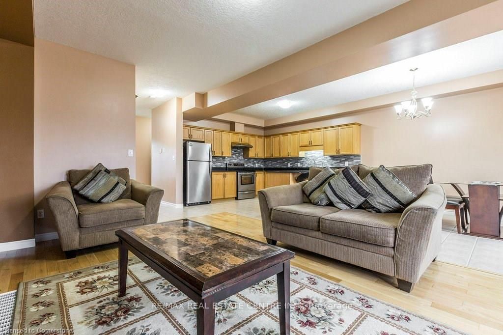 Photo 2 of 193 Huck Crescent, Kitchener — HOMEH