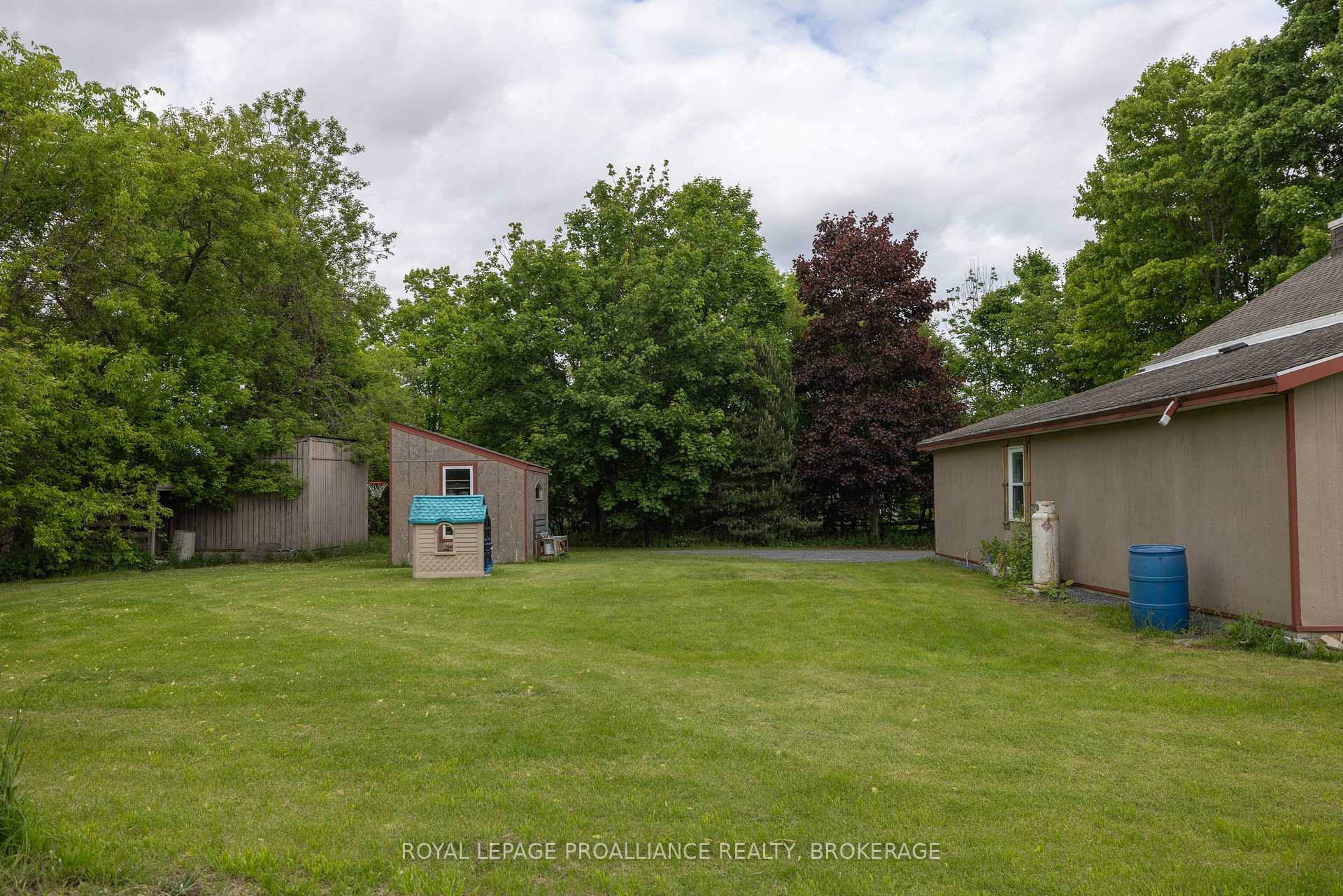 Photo 34 of 273 County Road 20, Loyalist, Lennox and Addington - South — HOMEH