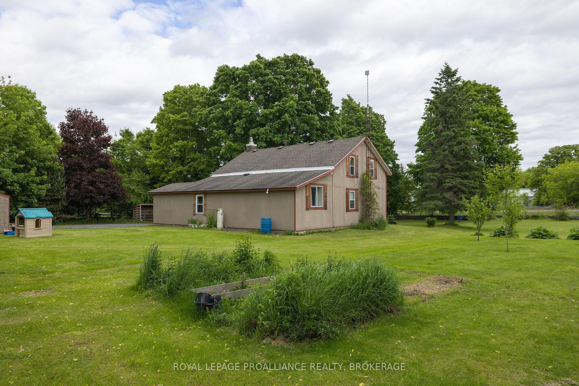 Photo 36 of 273 County Road 20, Loyalist, Lennox and Addington - South — HOMEH