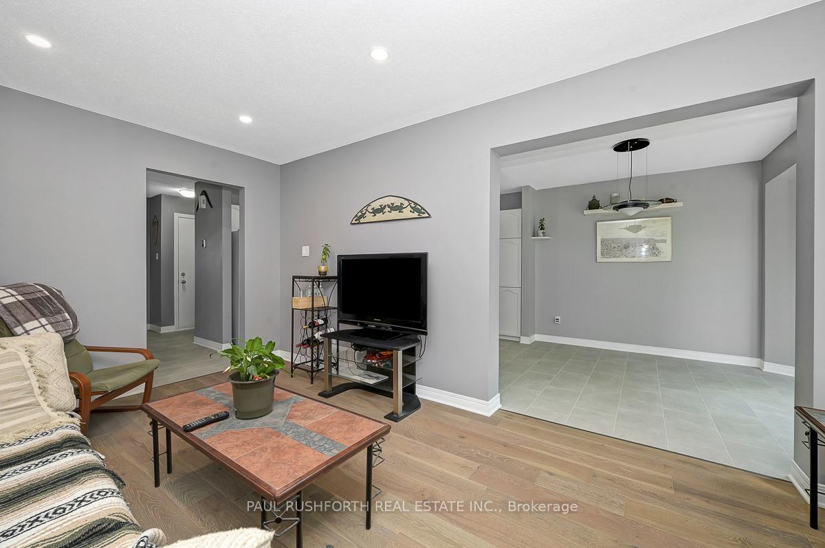Photo 6 of 167 Bridlewood Drive, Ottawa, Kanata - Bridlewood — HOMEH