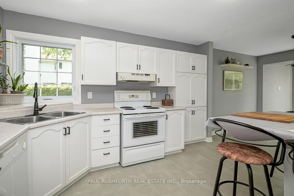 Photo 11 of 167 Bridlewood Drive, Ottawa, Kanata - Bridlewood — HOMEH