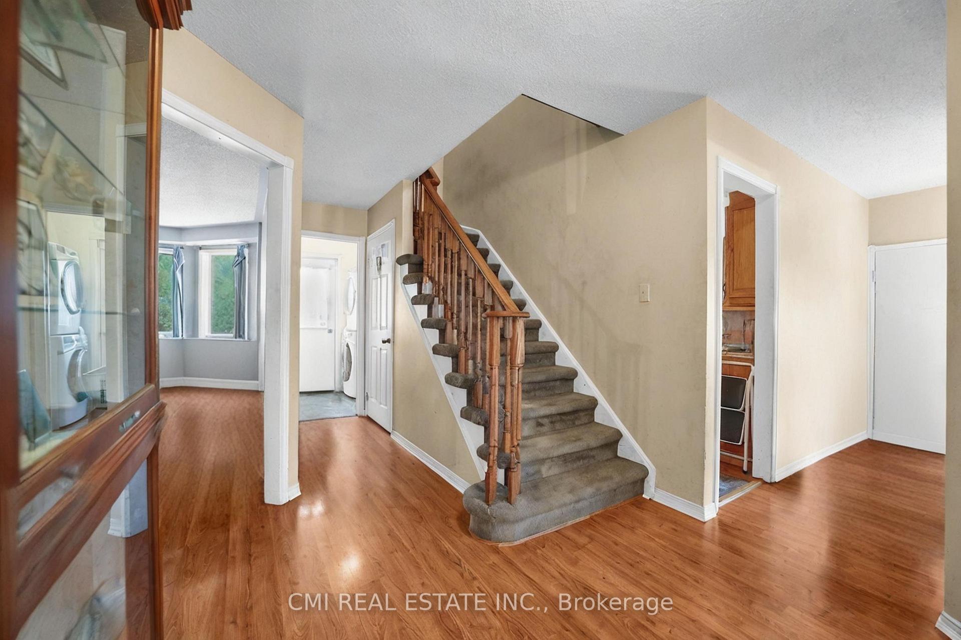 Photo 7 of 864 Lebanon Drive, Innisfil, Alcona — HOMEH