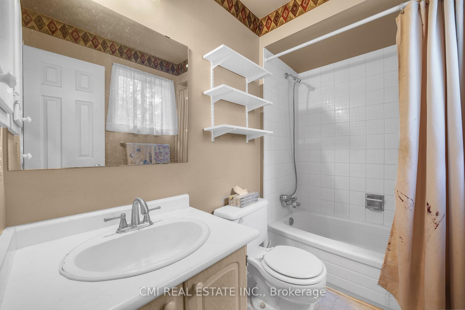 Photo 30 of 864 Lebanon Drive, Innisfil, Alcona — HOMEH