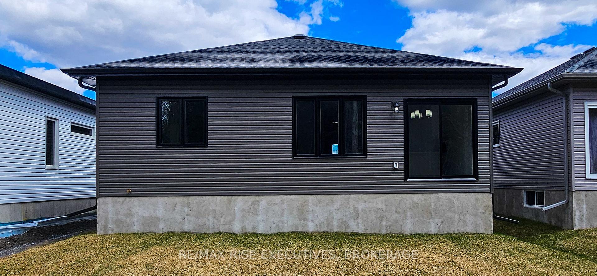 Photo 14 of 163 Creighton Drive, Loyalist, Odessa — HOMEH