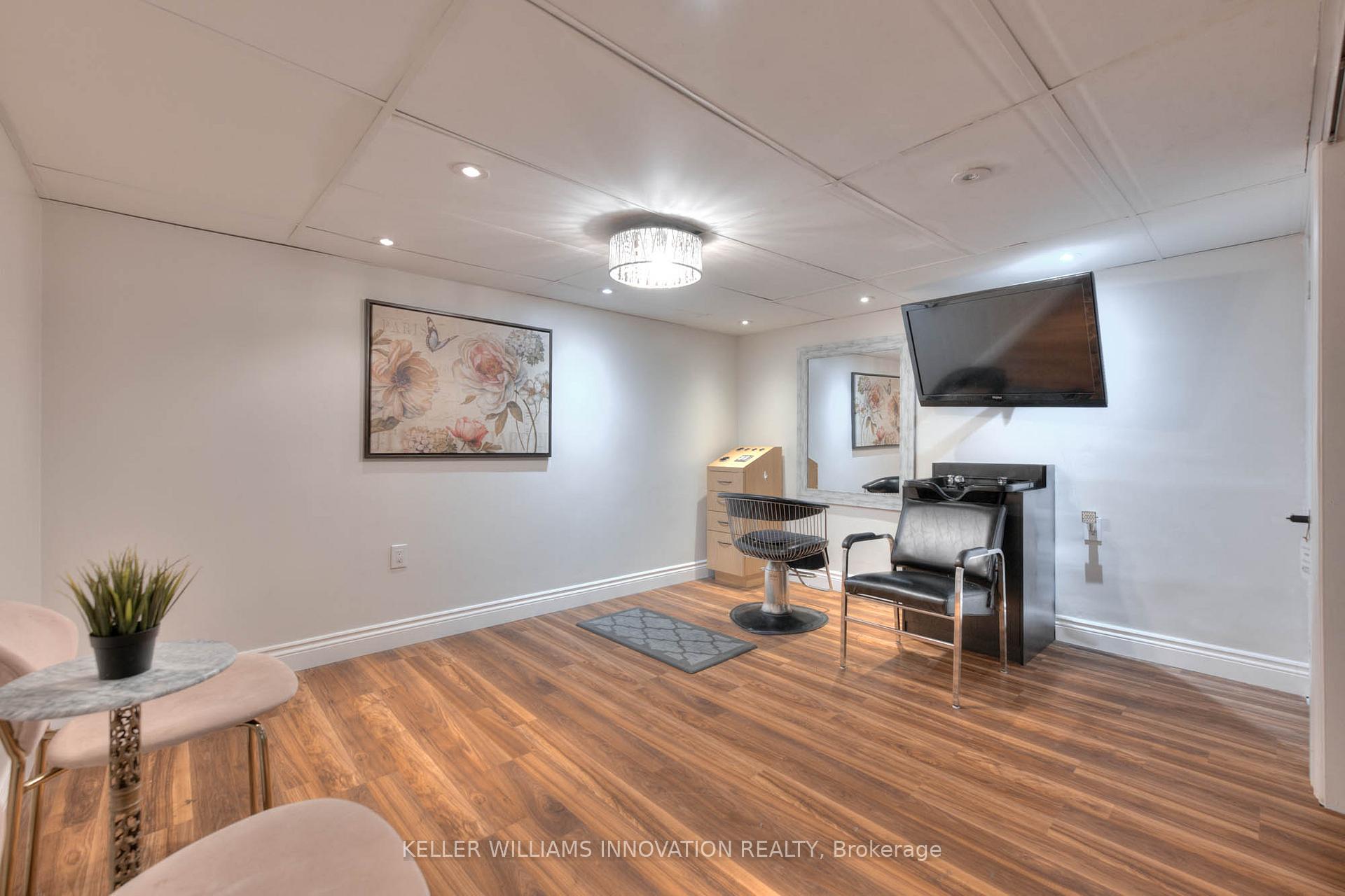 Photo 32 of 38 Fairlawn Road, Kitchener — HOMEH