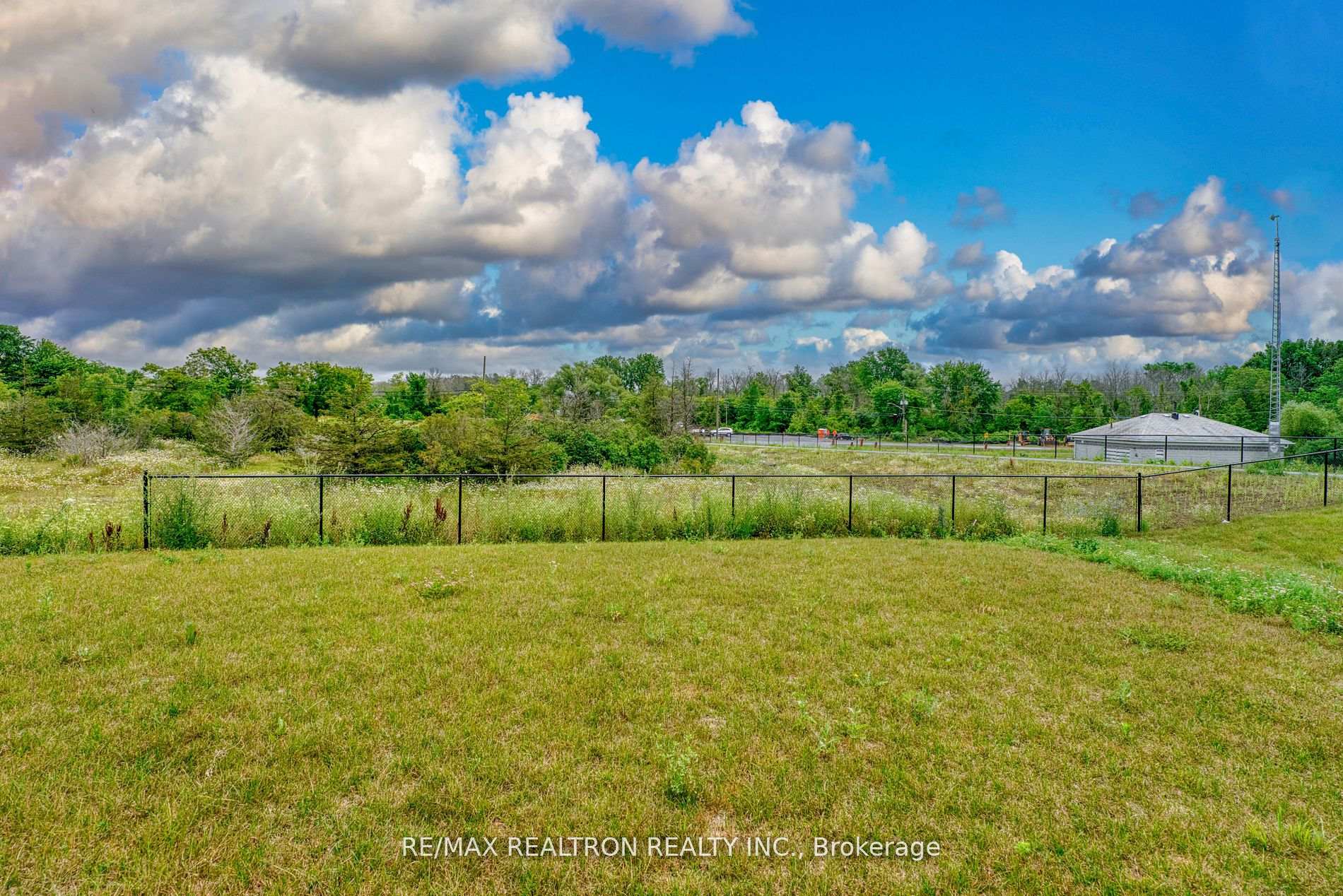 Photo 32 of 108 Brennan Crescent, Loyalist, Odessa — HOMEH
