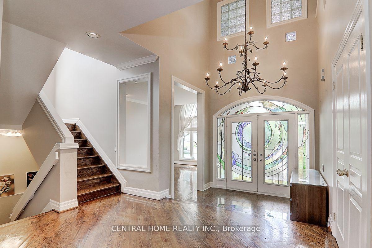 Photo 3 of 134 Bradgate Drive, Markham, Thornlea — HOMEH