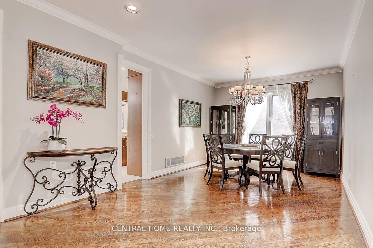 Photo 10 of 134 Bradgate Drive, Markham, Thornlea — HOMEH