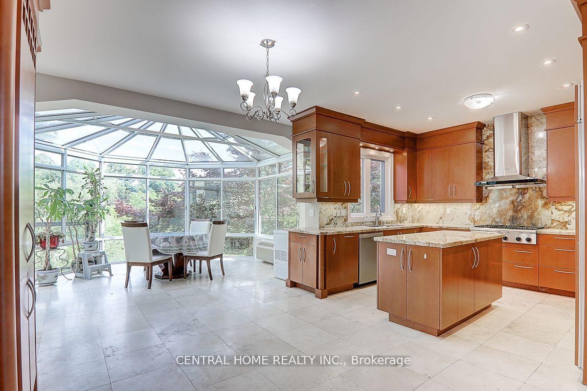 Photo 15 of 134 Bradgate Drive, Markham, Thornlea — HOMEH