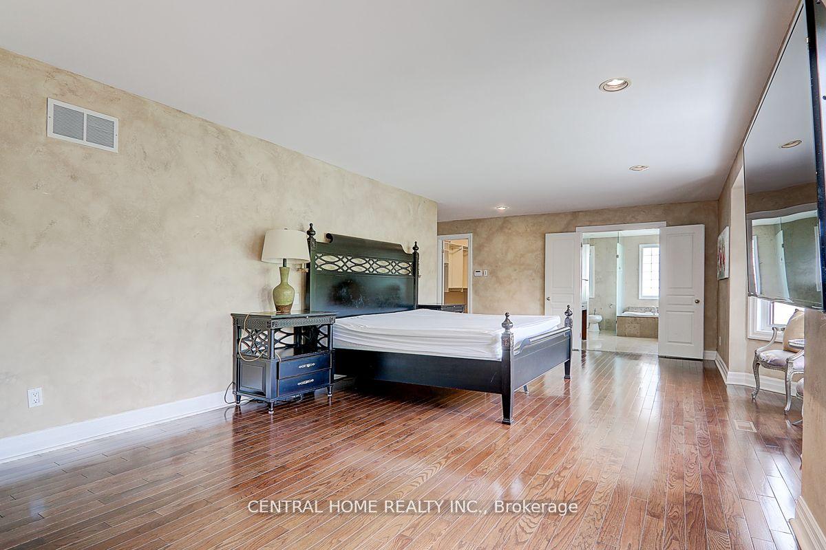 Photo 18 of 134 Bradgate Drive, Markham, Thornlea — HOMEH