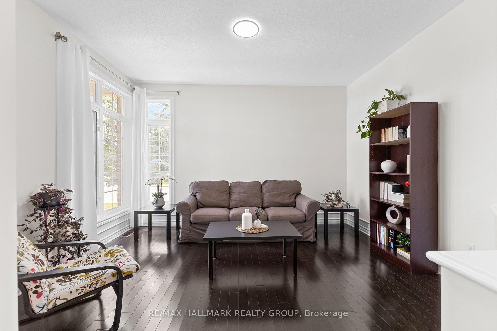 Photo 7 of 161 Bridgestone Drive, Ottawa, Kanata - Bridlewood — HOMEH