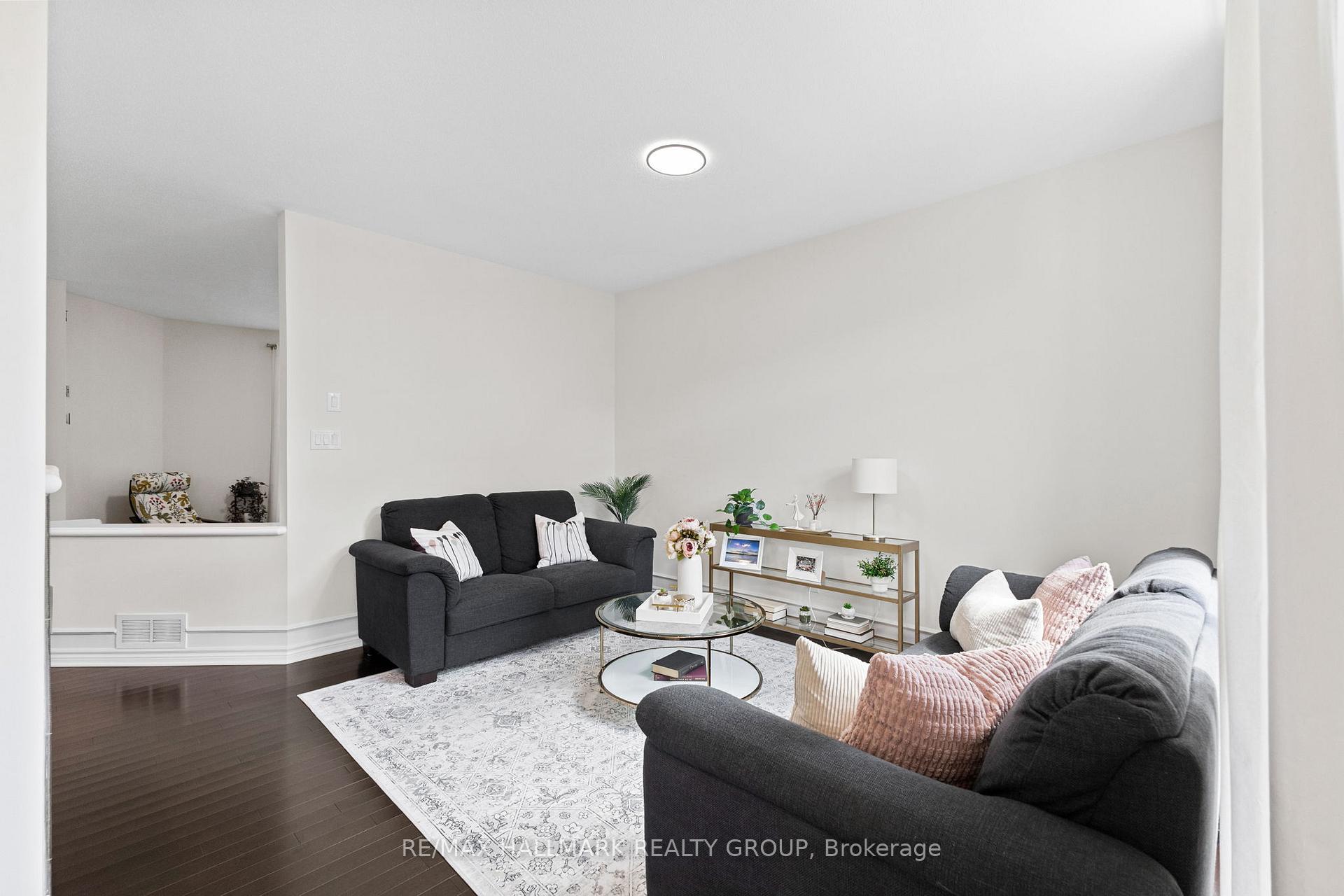 Photo 19 of 161 Bridgestone Drive, Ottawa, Kanata - Bridlewood — HOMEH
