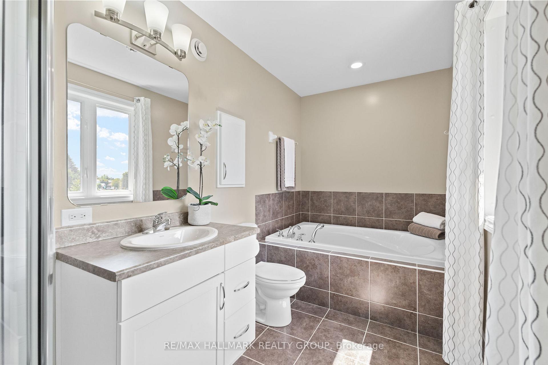 Photo 25 of 161 Bridgestone Drive, Ottawa, Kanata - Bridlewood — HOMEH