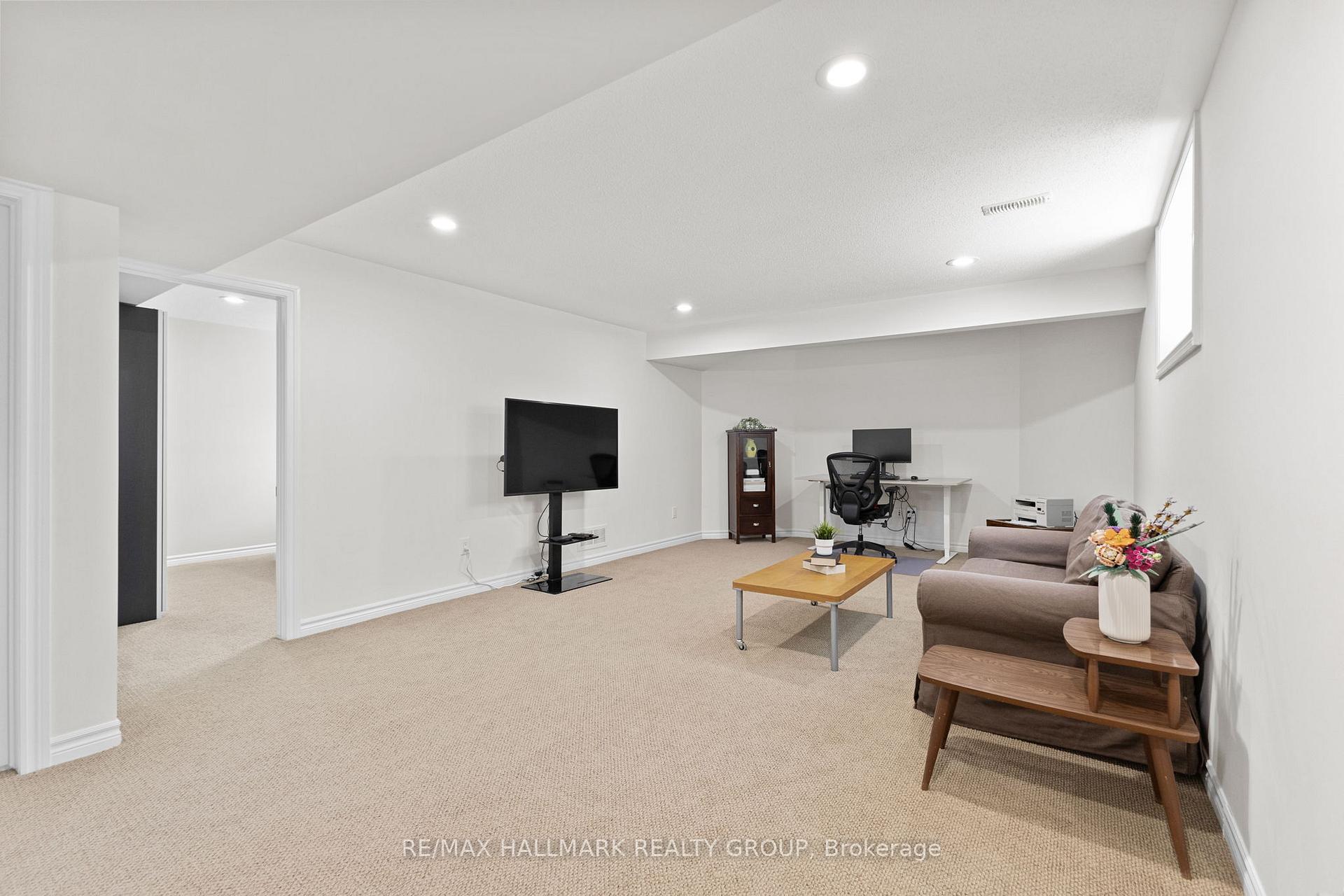 Photo 32 of 161 Bridgestone Drive, Ottawa, Kanata - Bridlewood — HOMEH