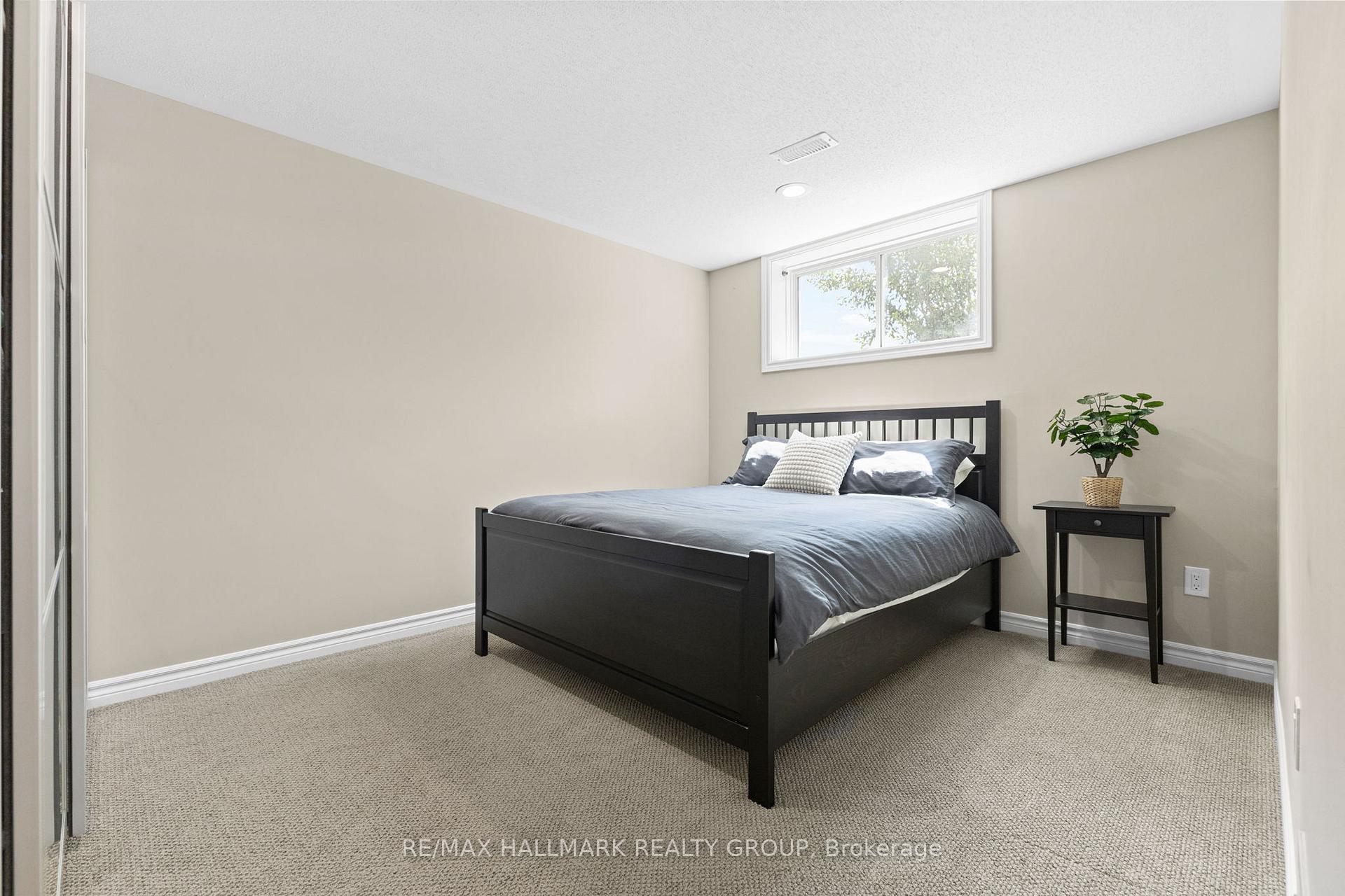 Photo 34 of 161 Bridgestone Drive, Ottawa, Kanata - Bridlewood — HOMEH