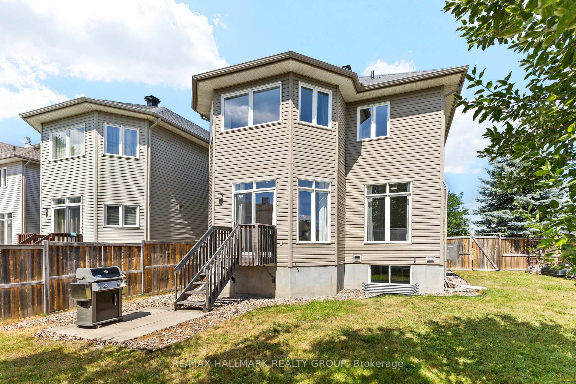 Photo 38 of 161 Bridgestone Drive, Ottawa, Kanata - Bridlewood — HOMEH