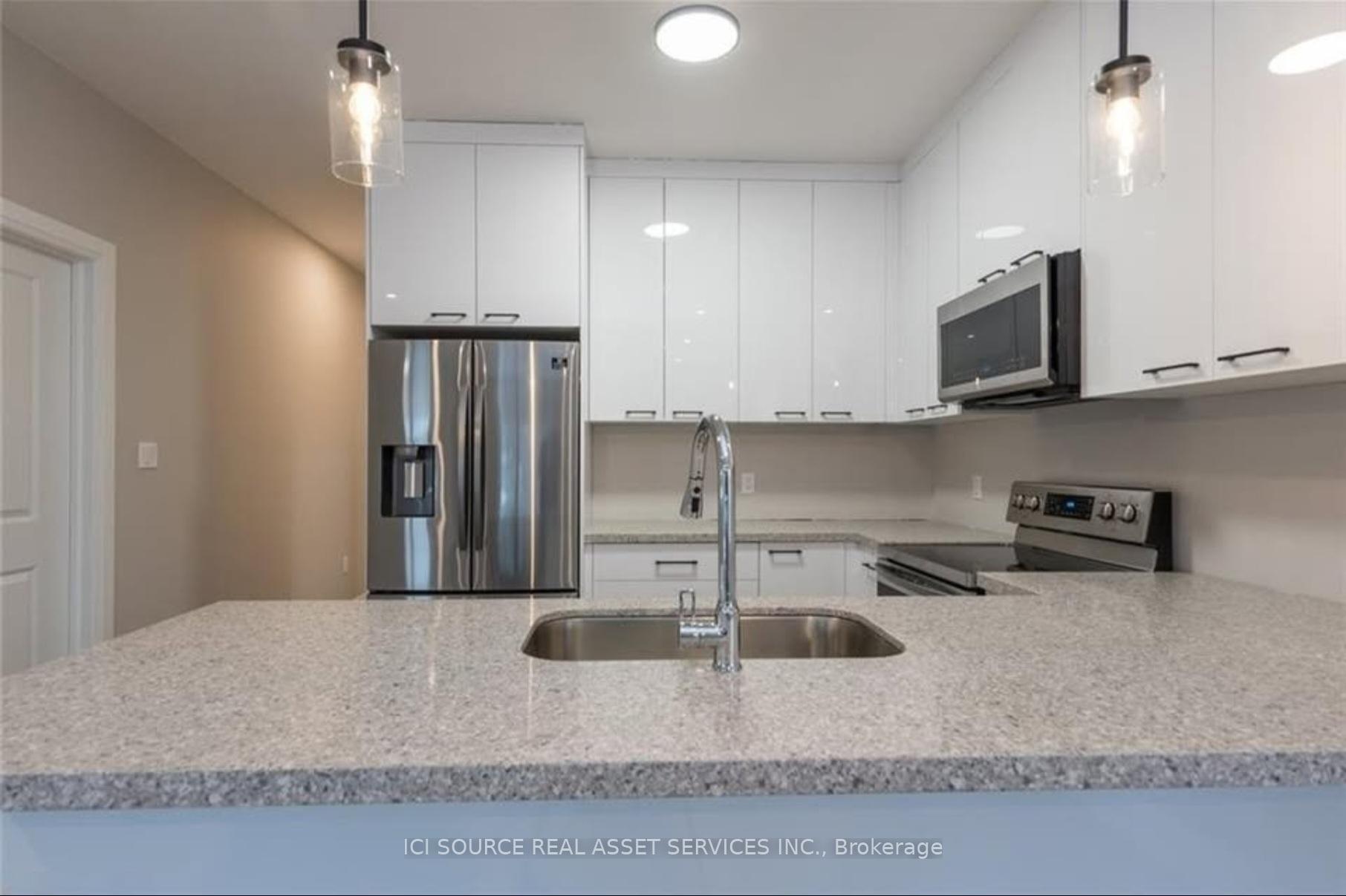 Photo 9 of Unit B, 104 Fifth Avenue, Kitchener — HOMEH