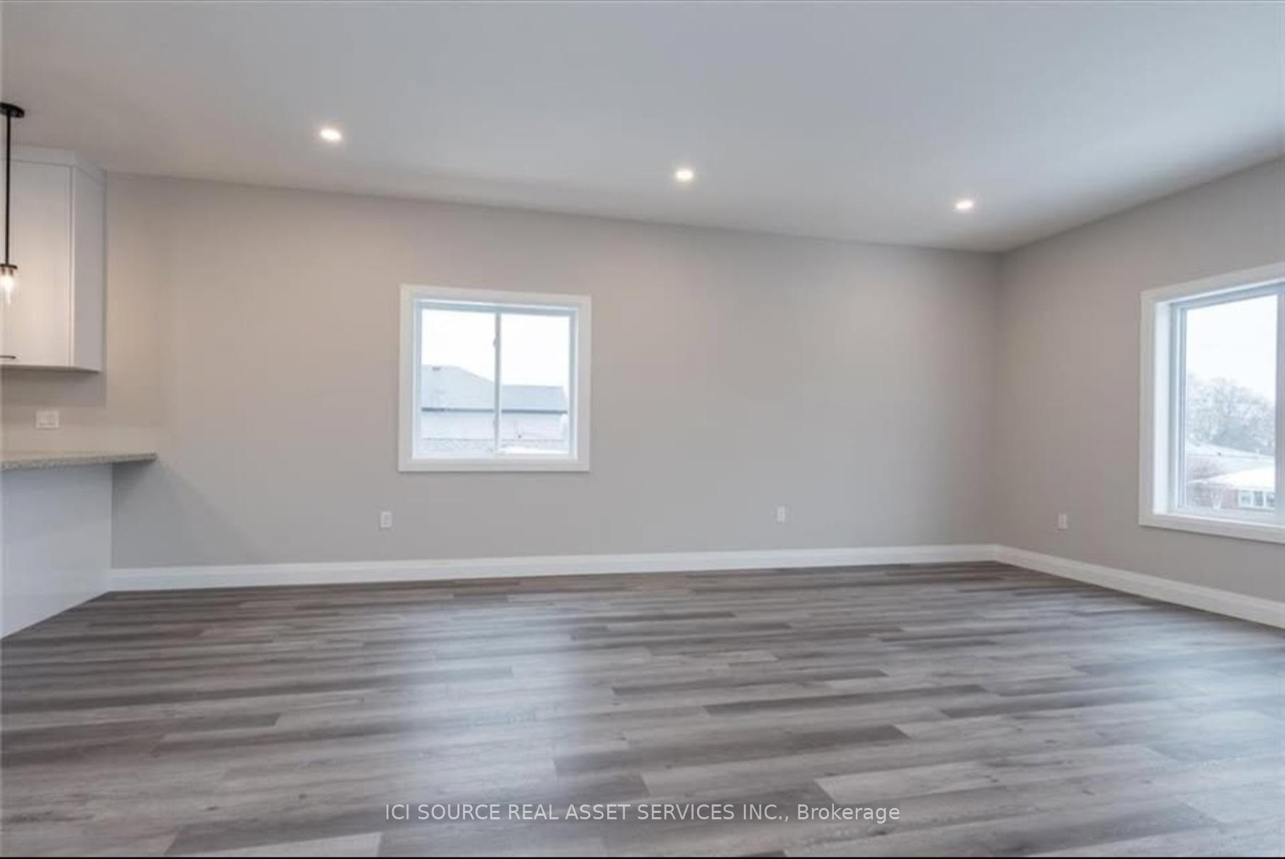 Photo 10 of Unit B, 104 Fifth Avenue, Kitchener — HOMEH
