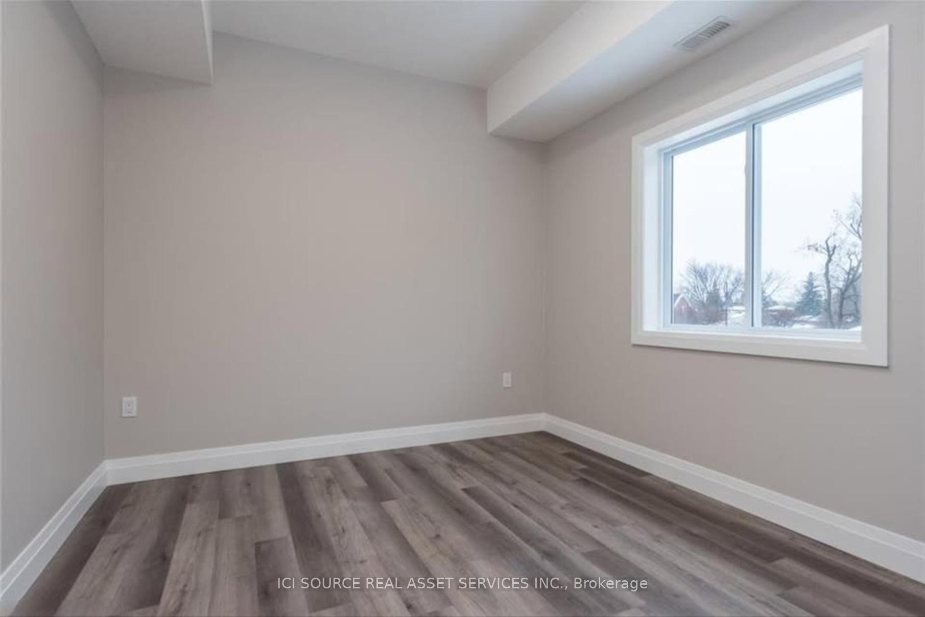 Photo 12 of Unit B, 104 Fifth Avenue, Kitchener — HOMEH