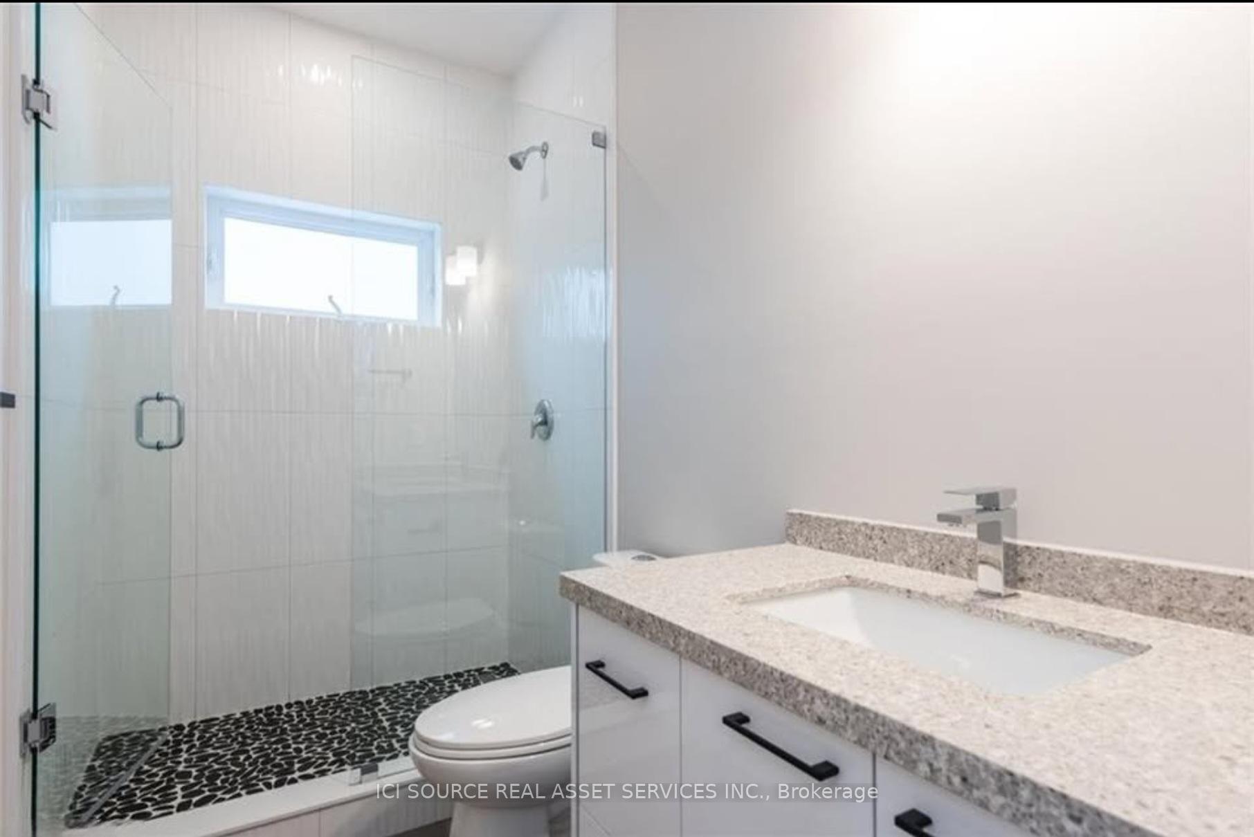 Photo 13 of Unit B, 104 Fifth Avenue, Kitchener — HOMEH