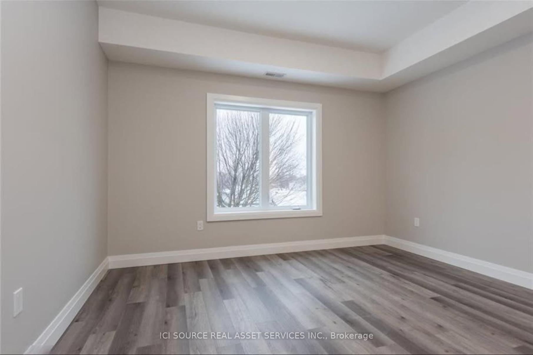 Photo 18 of Unit B, 104 Fifth Avenue, Kitchener — HOMEH
