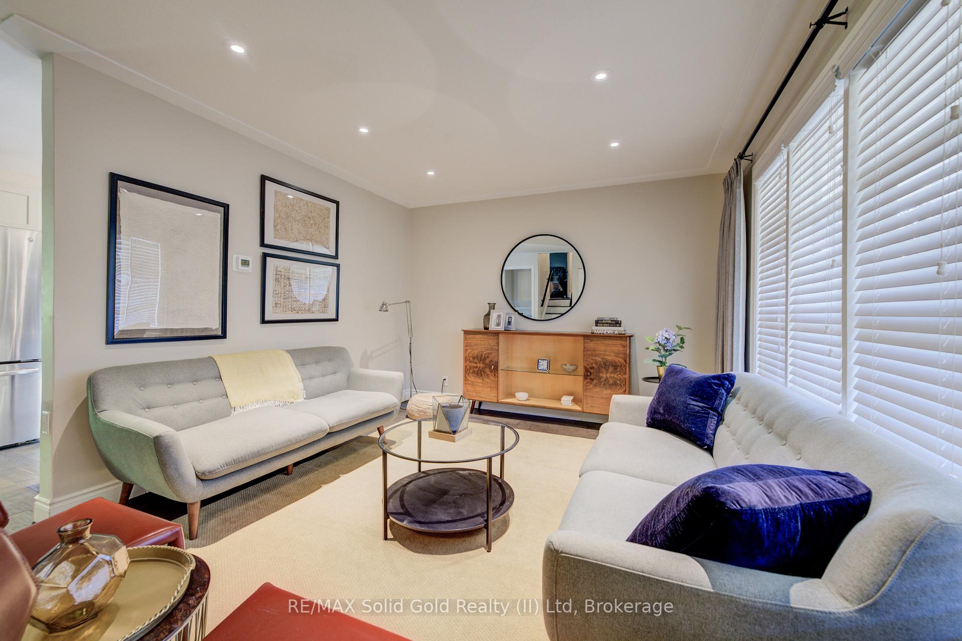 Photo 7 of 211 Village Road, Kitchener — HOMEH