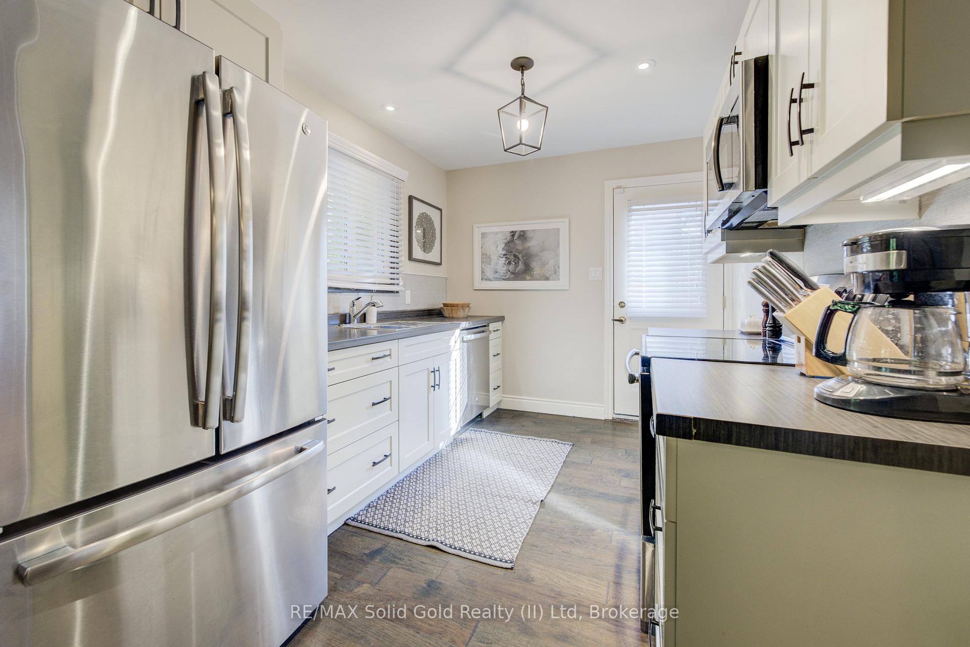 Photo 11 of 211 Village Road, Kitchener — HOMEH