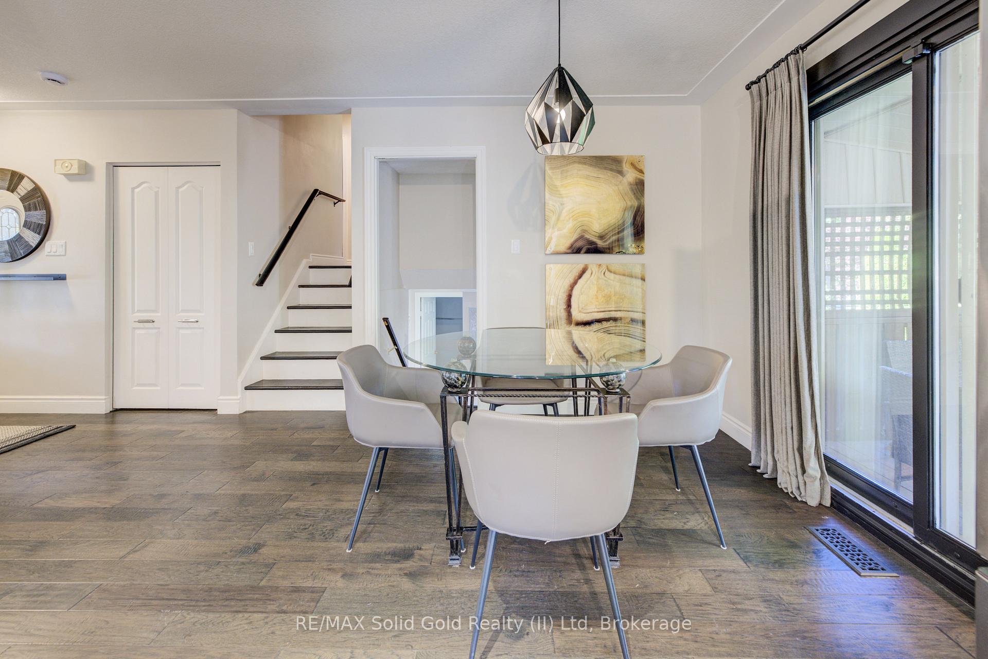 Photo 15 of 211 Village Road, Kitchener — HOMEH