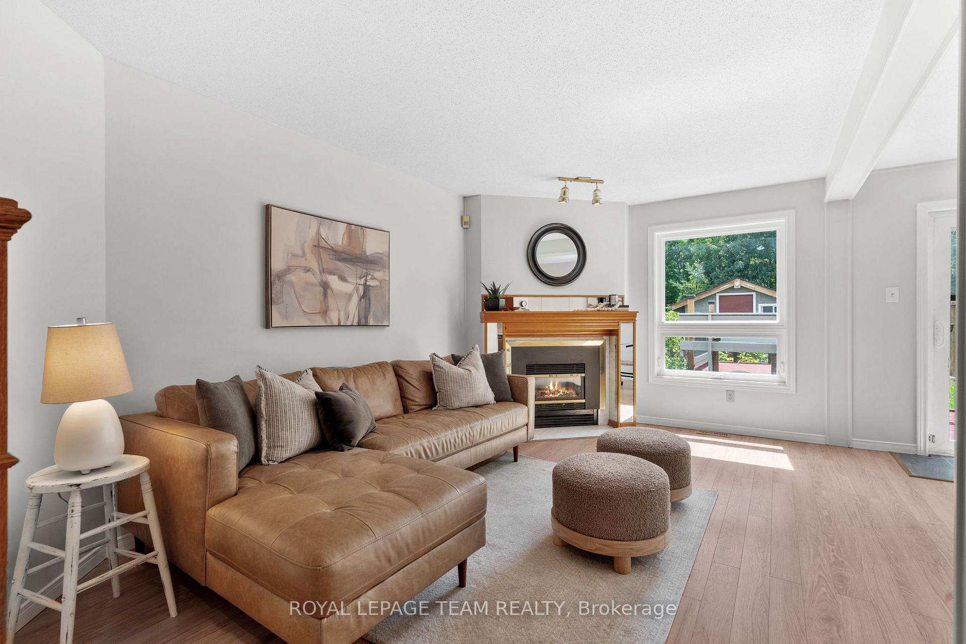 Photo 8 of 41 Peterson Place, Ottawa, Kanata - Katimavik — HOMEH