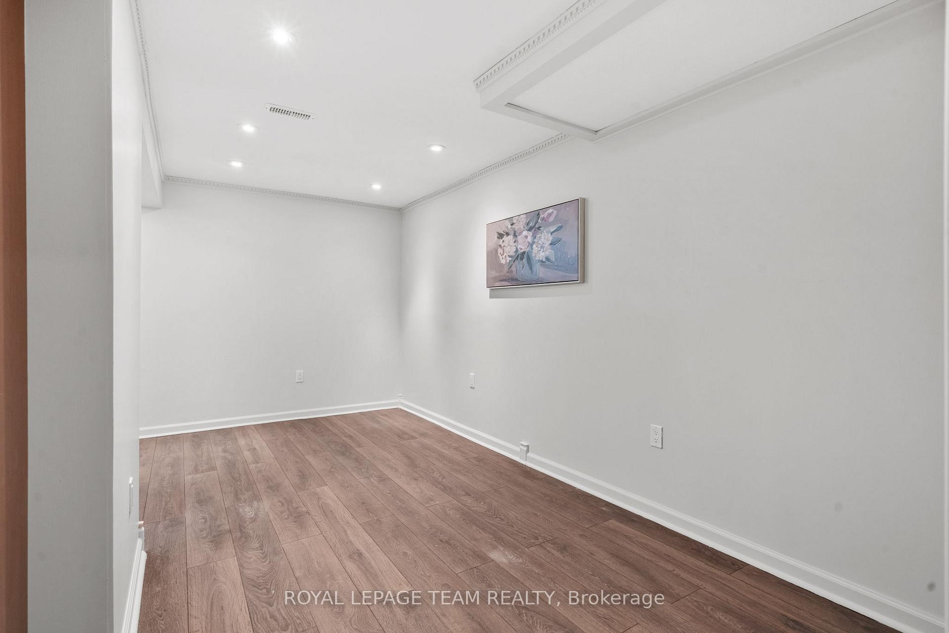 Photo 37 of 41 Peterson Place, Ottawa, Kanata - Katimavik — HOMEH