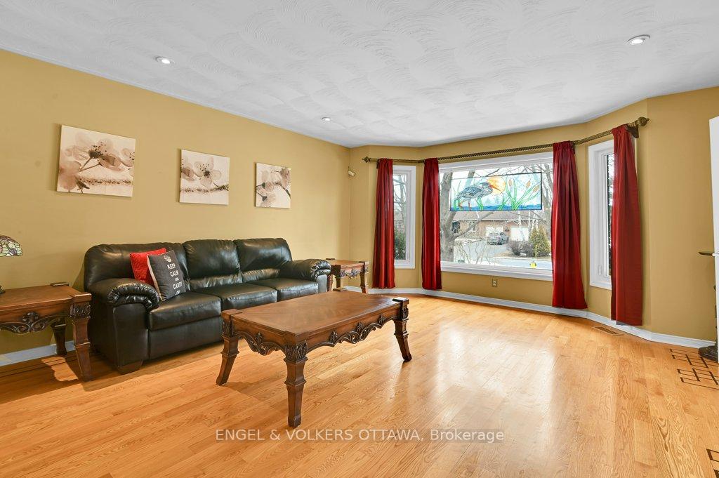 Photo 8 of 1106 Bravar Drive, Ottawa, Manotick Long Island & Nicholls Island — HOMEH