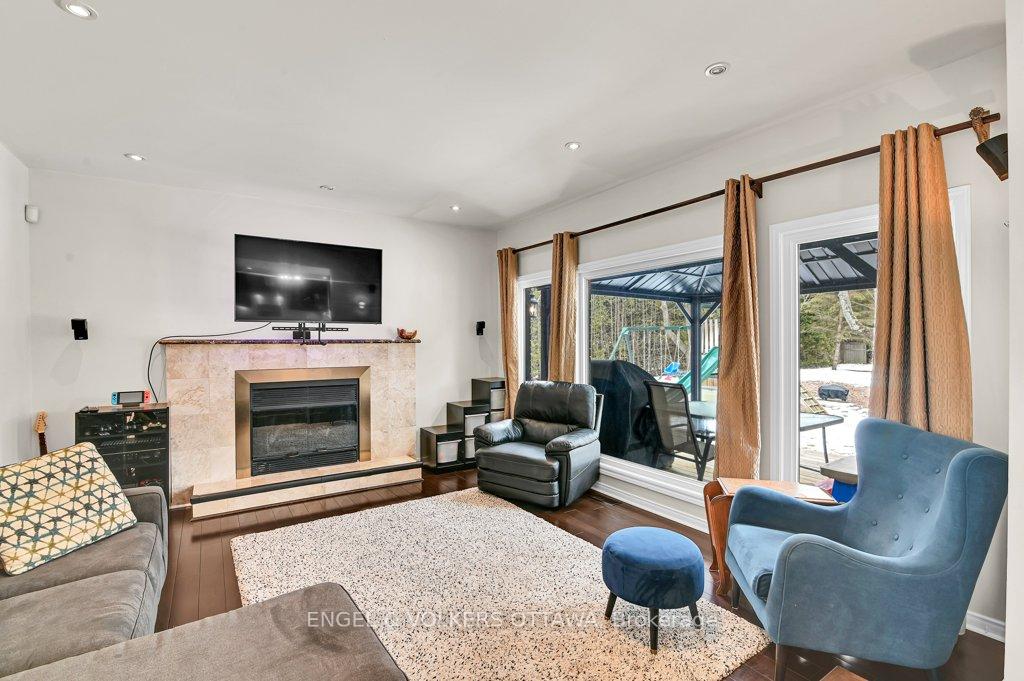 Photo 14 of 1106 Bravar Drive, Ottawa, Manotick Long Island & Nicholls Island — HOMEH
