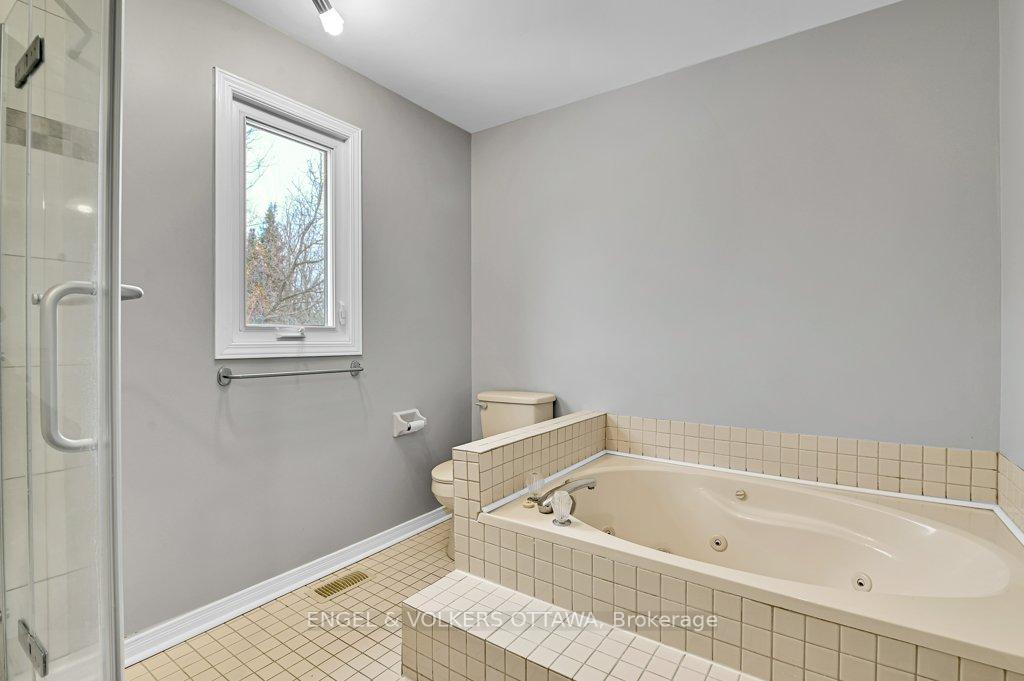 Photo 22 of 1106 Bravar Drive, Ottawa, Manotick Long Island & Nicholls Island — HOMEH