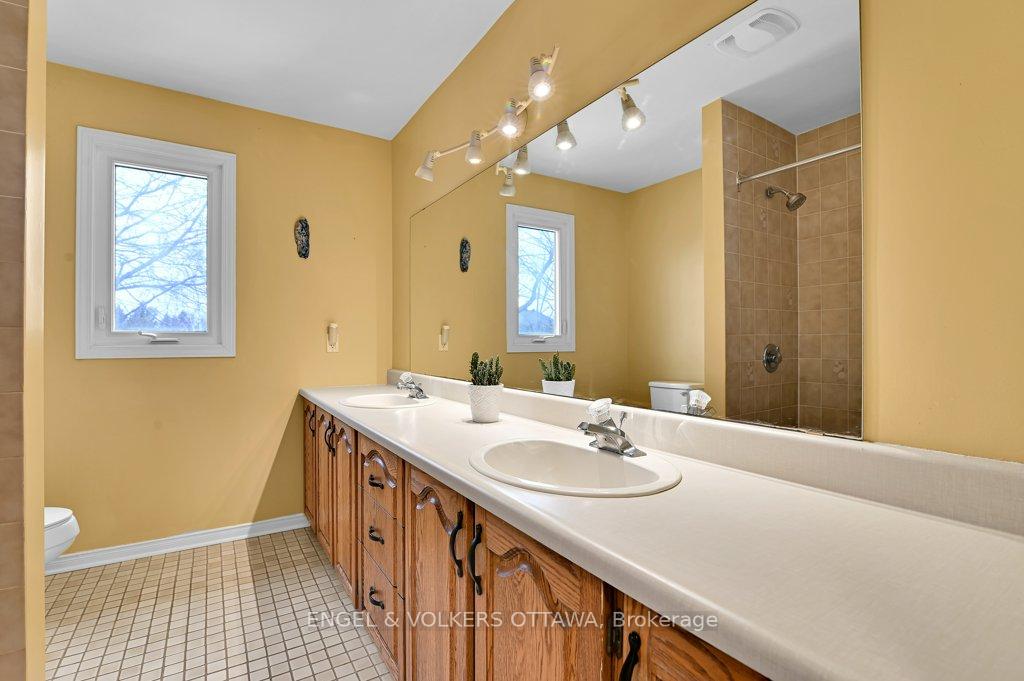 Photo 23 of 1106 Bravar Drive, Ottawa, Manotick Long Island & Nicholls Island — HOMEH