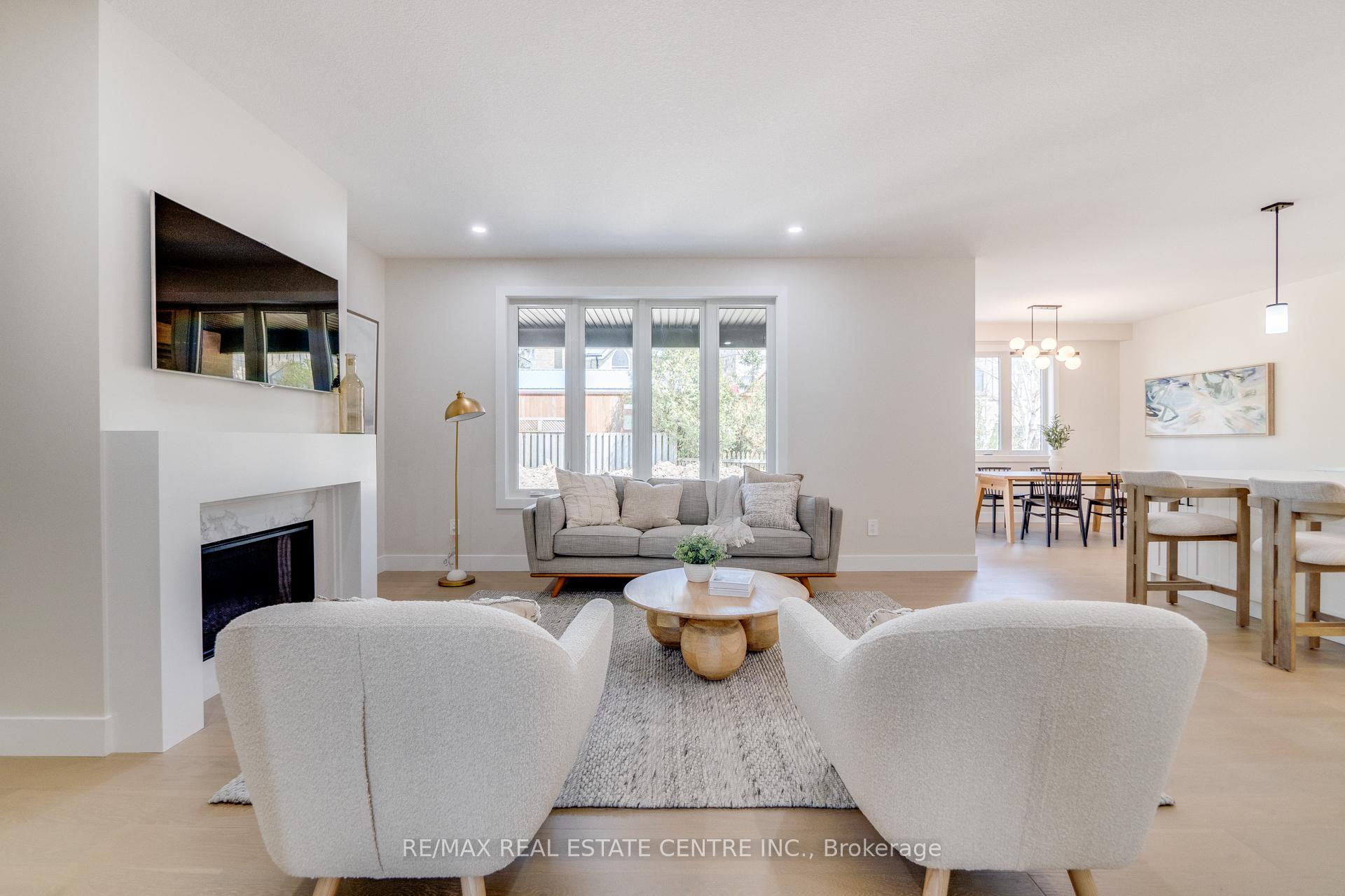 Photo 11 of Unit 4, 7966 Fallon Drive, Lucan Biddulph, Granton — HOMEH