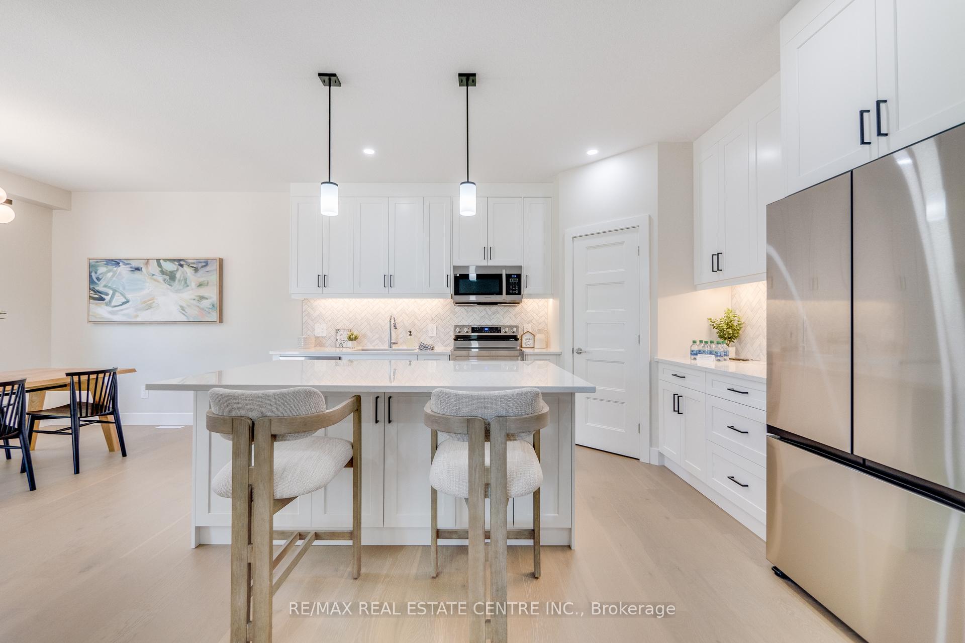 Photo 16 of Unit 4, 7966 Fallon Drive, Lucan Biddulph, Granton — HOMEH