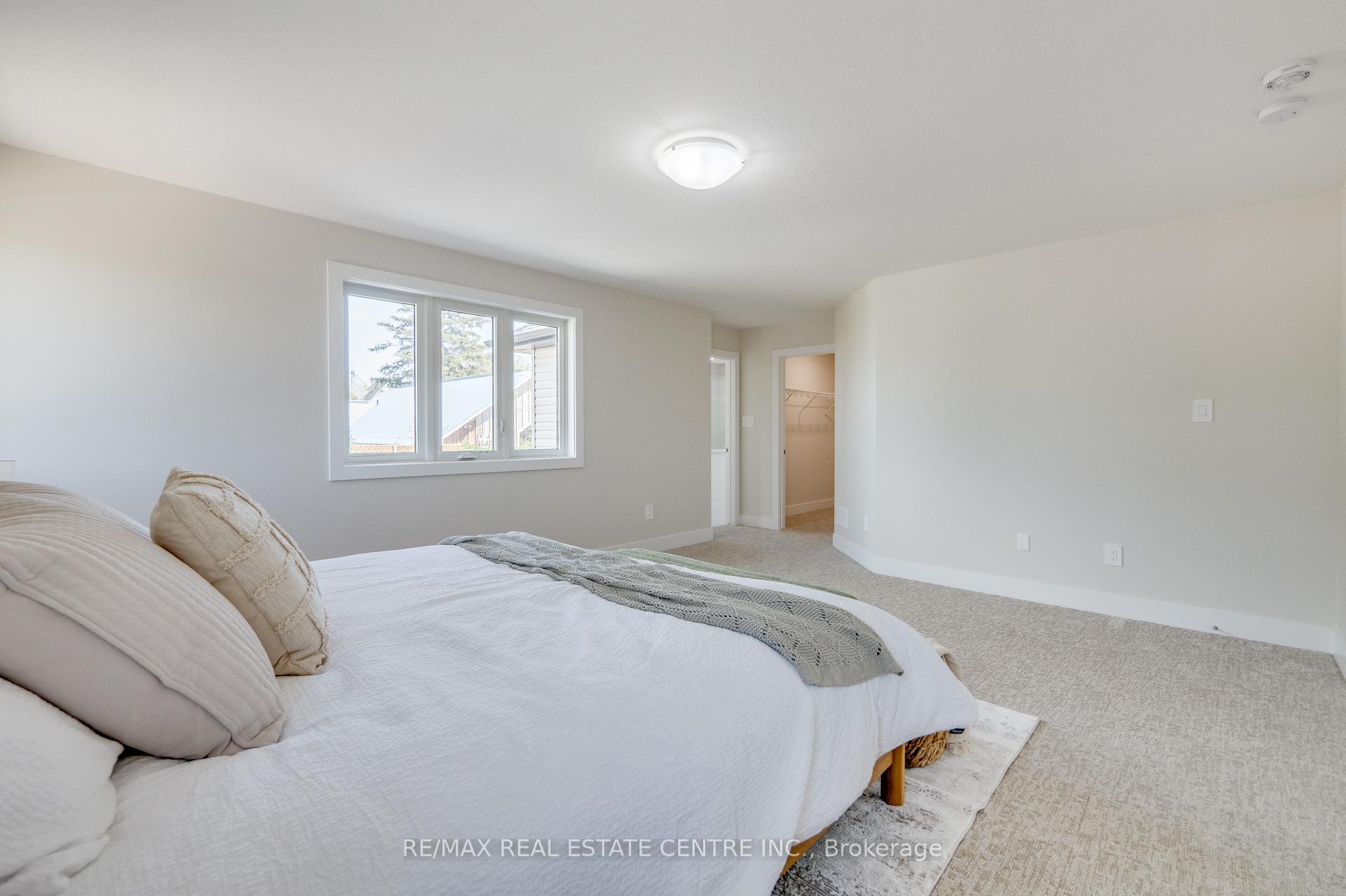 Photo 30 of Unit 4, 7966 Fallon Drive, Lucan Biddulph, Granton — HOMEH